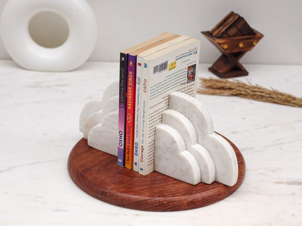 Marble Home Décor and Vastu Shastra: Bringing Balance, Beauty, and Positive Energy into Your Home