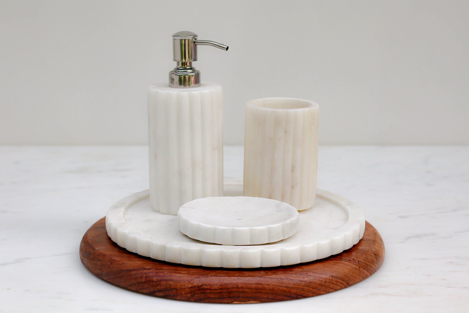 WHITE STRIPS BATHROOM SET (3)