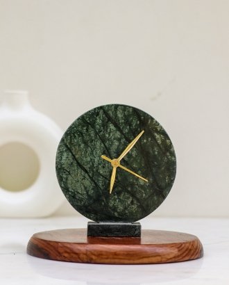 1 (250 x 340 px) (330 x 410 px) (3)