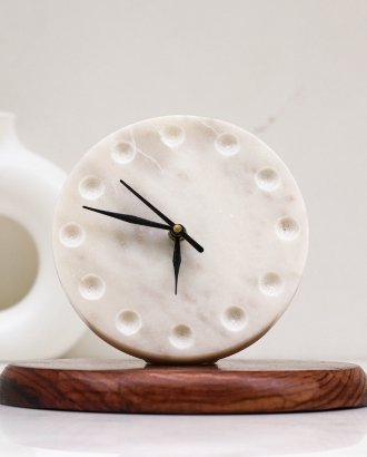 1 (250 x 340 px) (330 x 410 px)